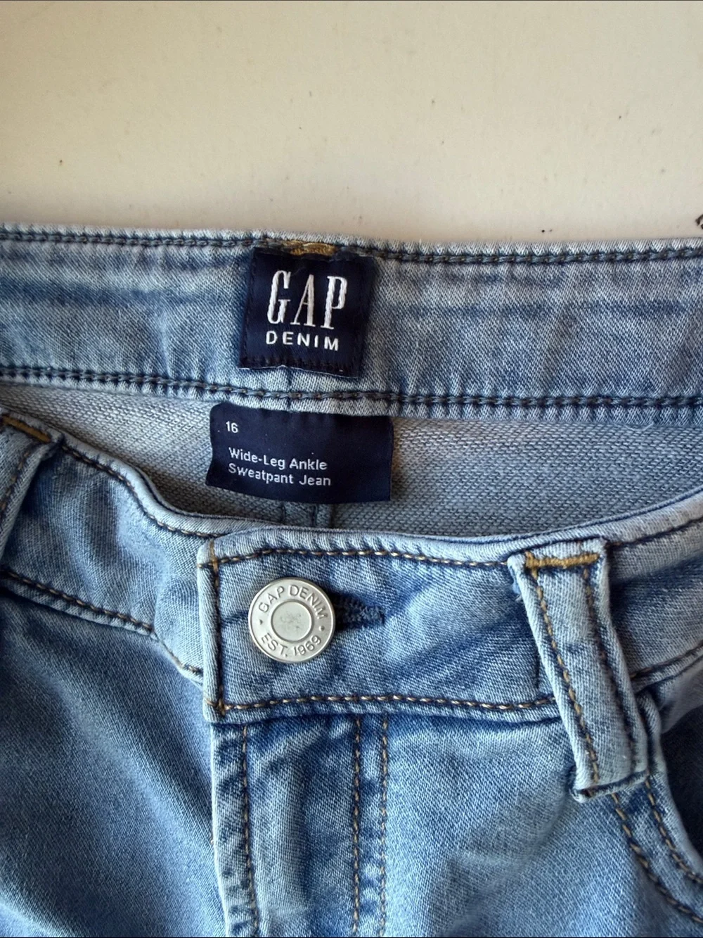 GAP kids light Blue Wide-Leg Ankle Sweatpant Jeans